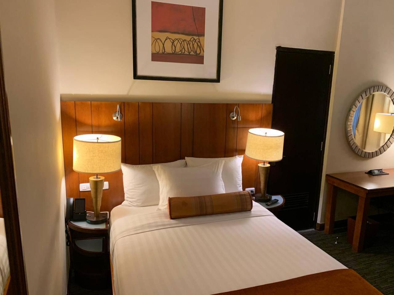 The Hub Hotel Addis Ababa Exterior photo